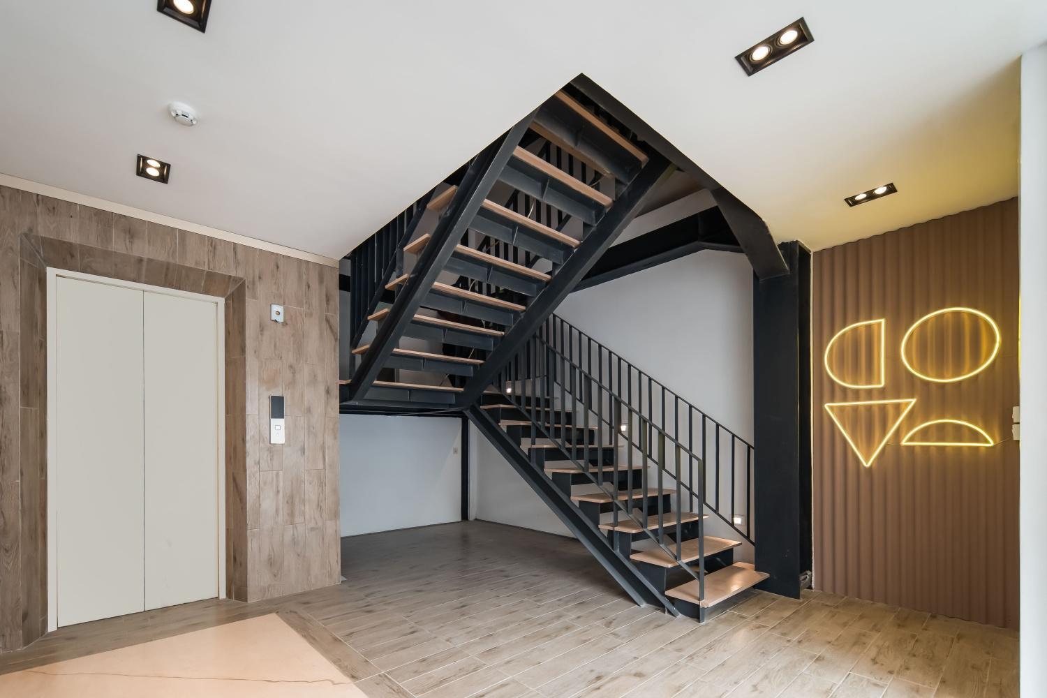 Cove Art Living Aparthotel Джакарта Екстериор снимка